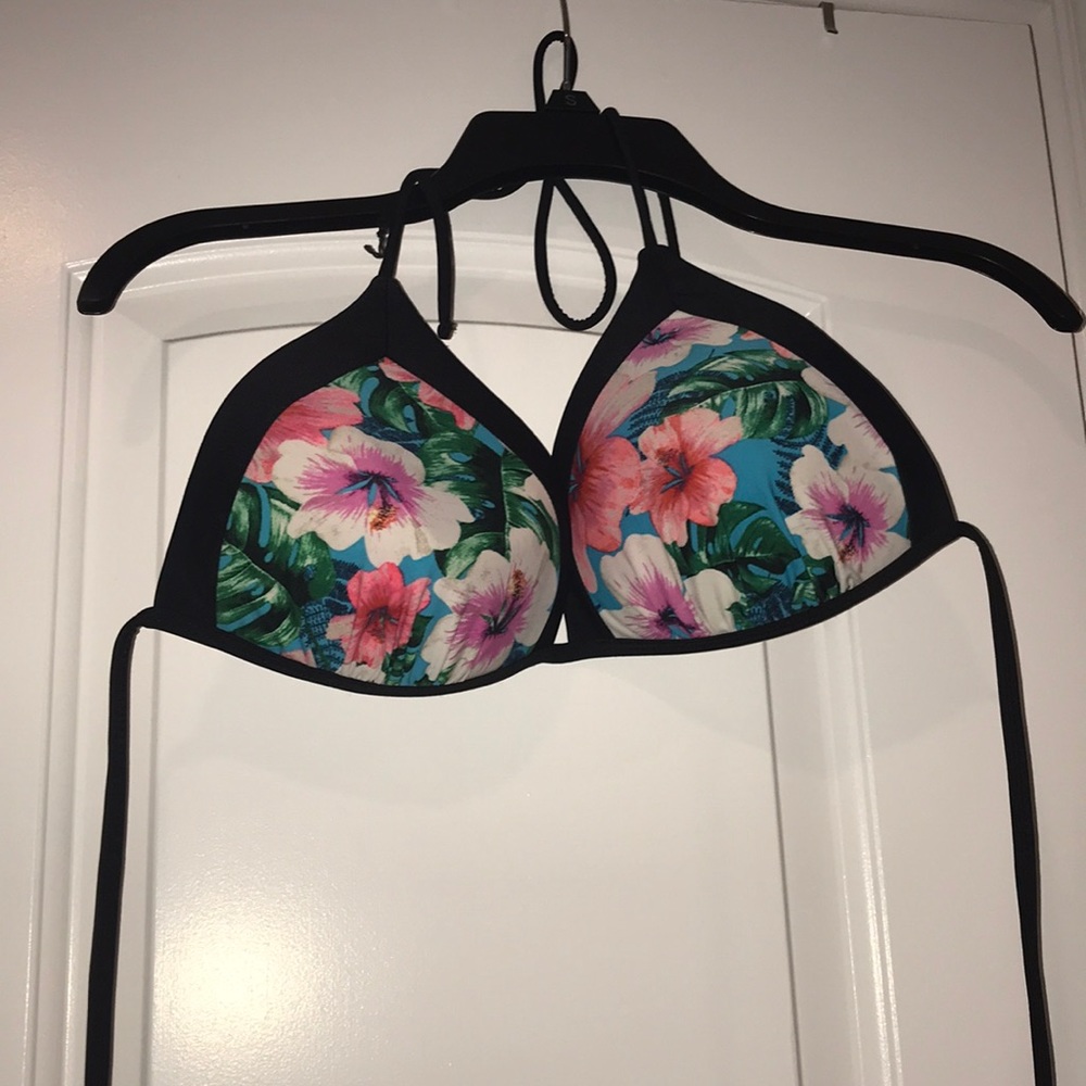 triangle bathing suit with hibiscus flower design